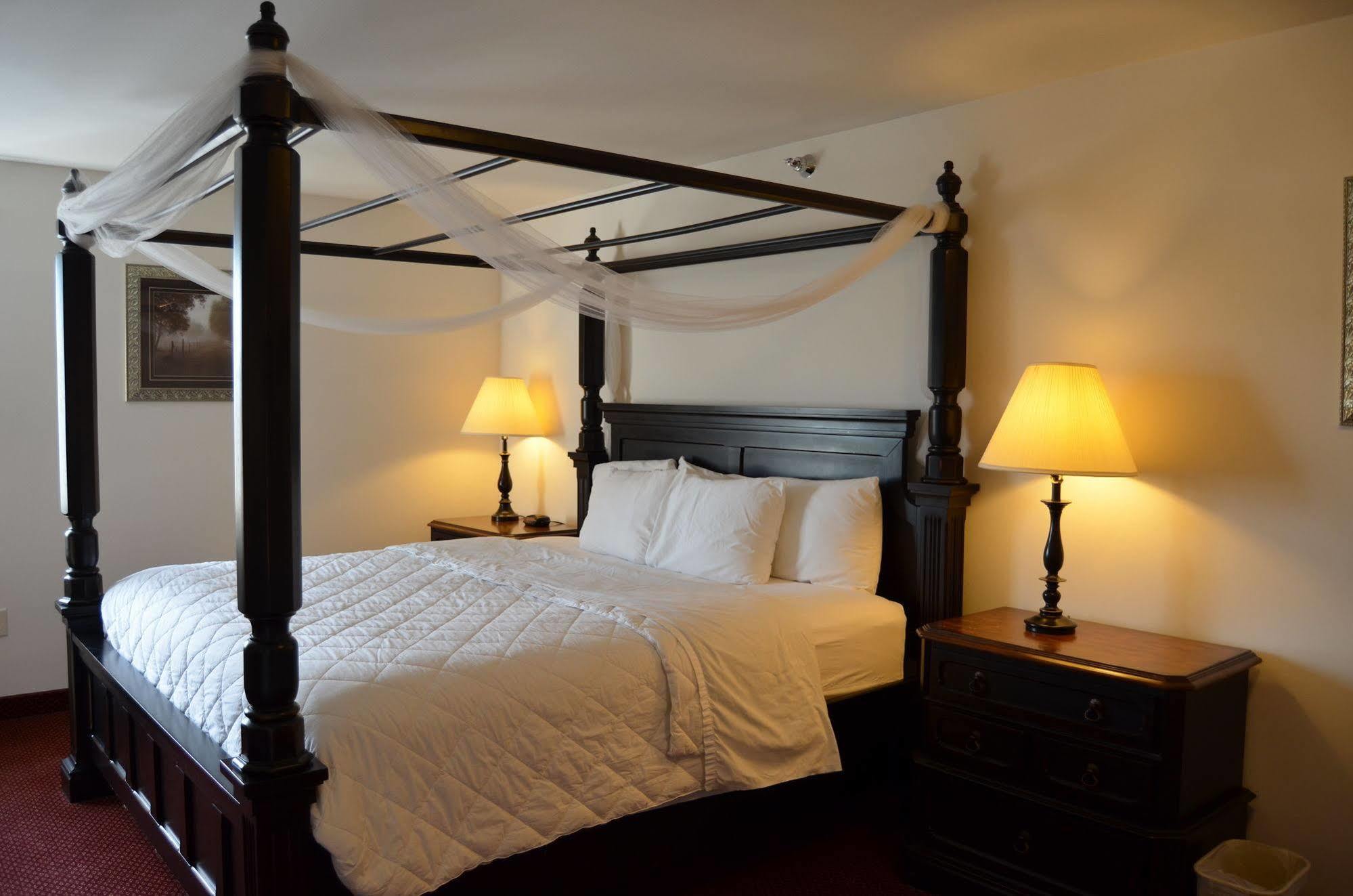 Econo Lodge Rice Lake Dış mekan fotoğraf